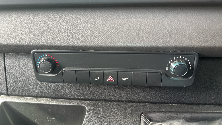 Mercedes-Benz Sprinter 314Cdi L2 Diesel Fwd 3.5t Tipper
